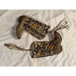 Big Buddha boots, just like Beyoncé!